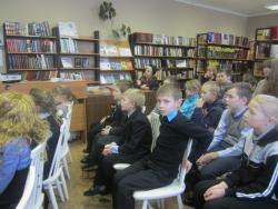Юные читатели Ермиловской сельской библиотеки знакомятся с Русским музеем